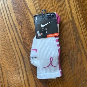 Nike elite breast cancer awareness socks